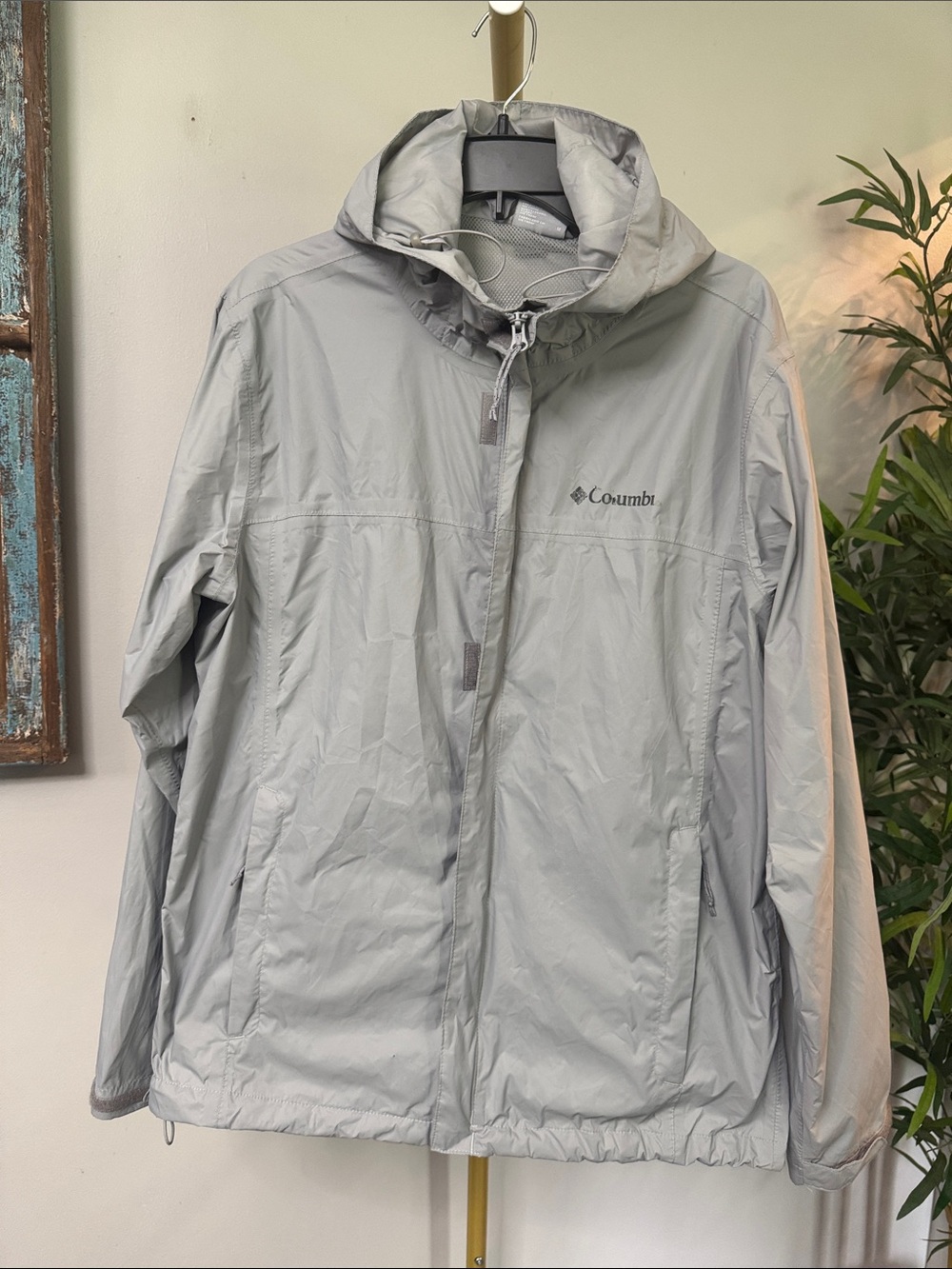 Columbia  Nylon Women's Light Gray Hooded windbreaker Jacket M
